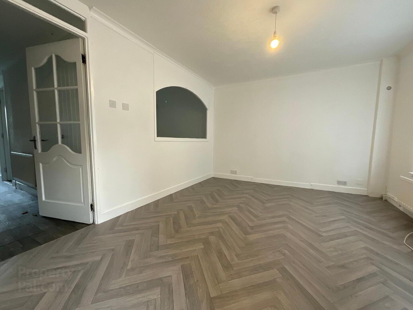 property description image