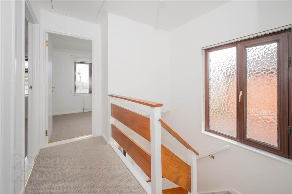 1 Mount Regan Avenue 5 of 11