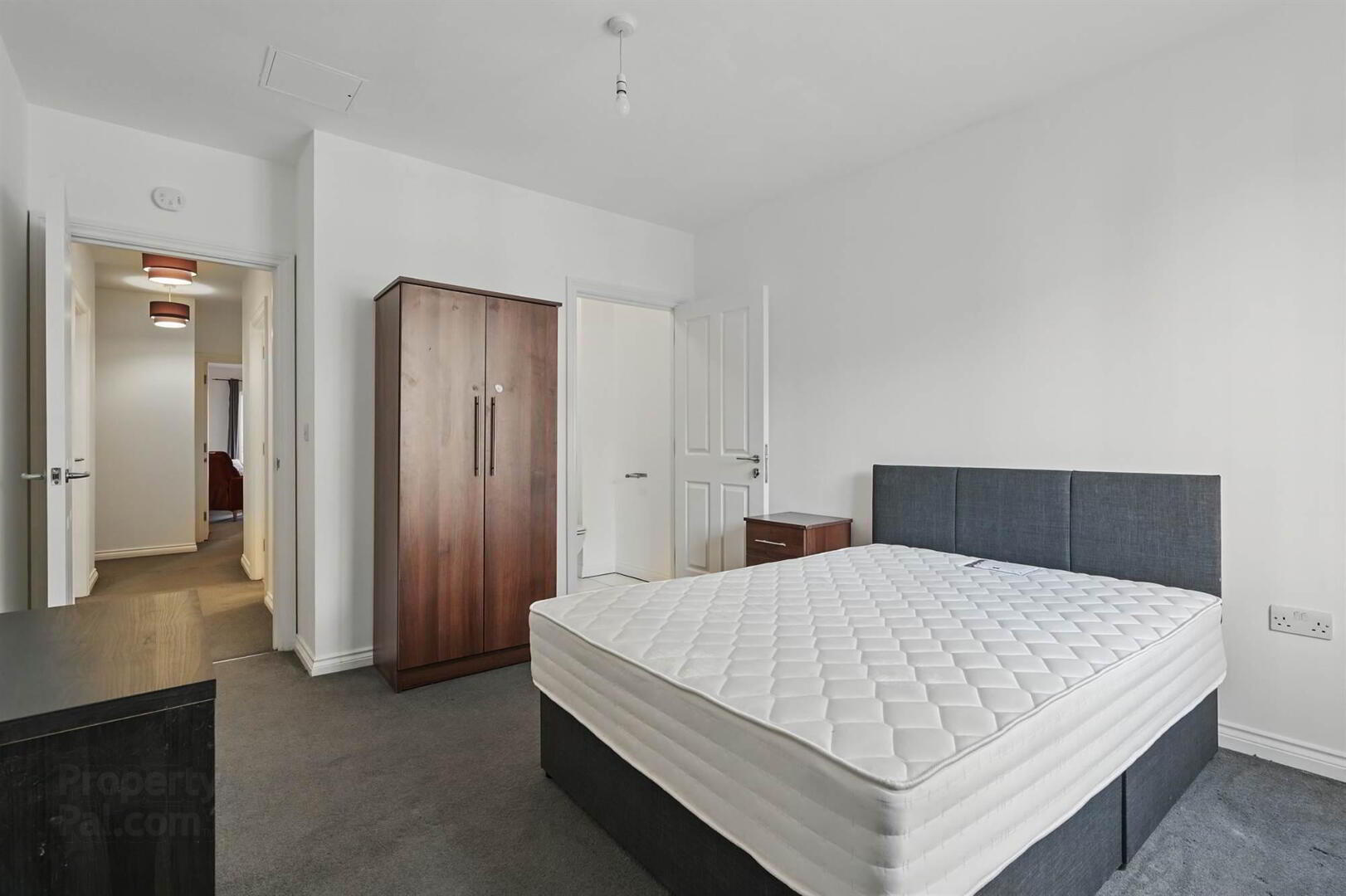 404 Saint Anne's Square, Albert Court, 7 Edward Street 12 of 15