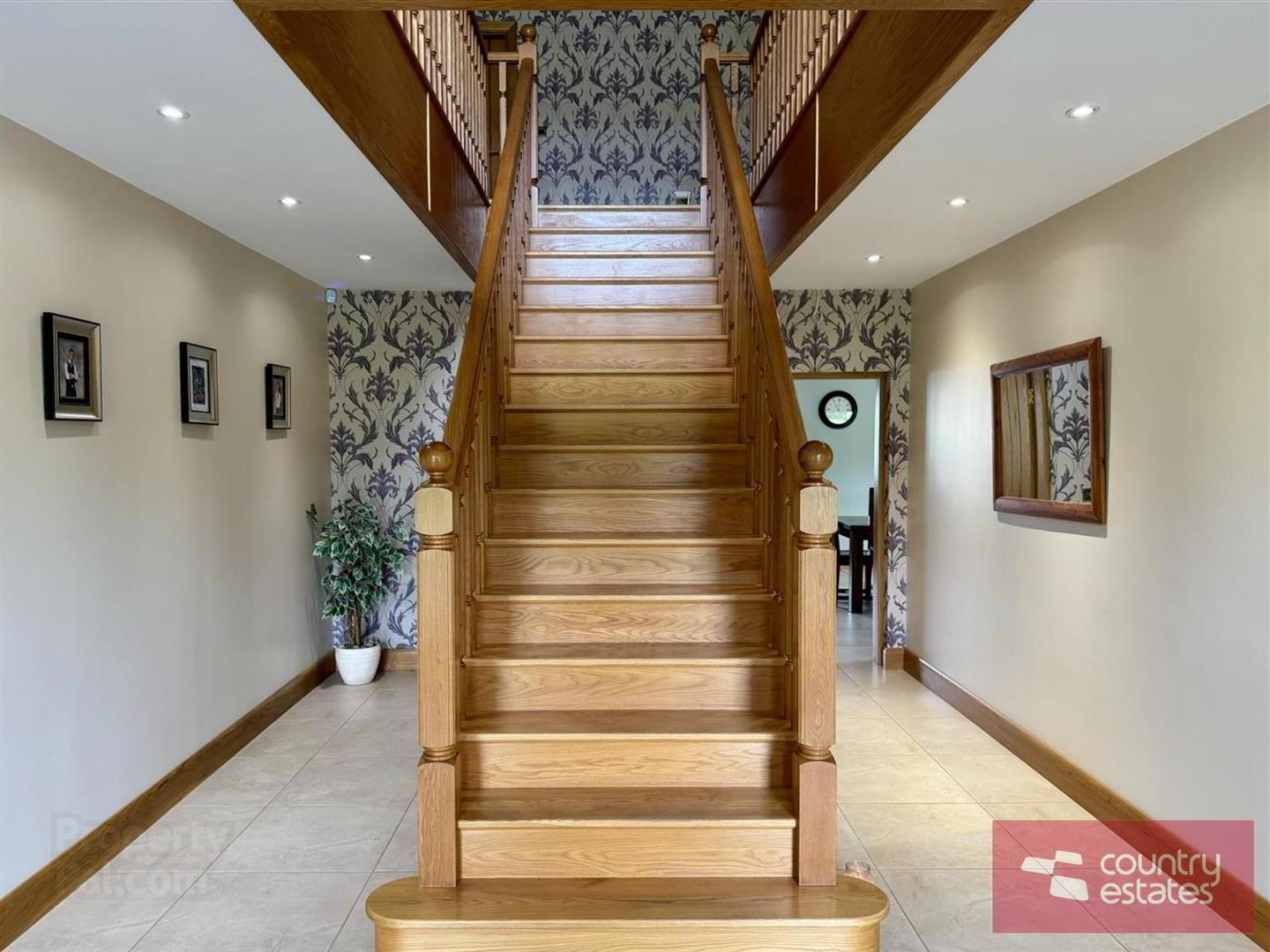60b Tildarg Road 11 of 67
