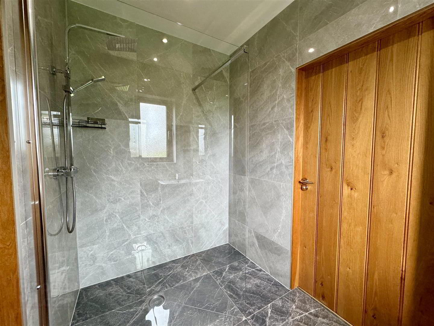 60b Tildarg Road 45 of 67