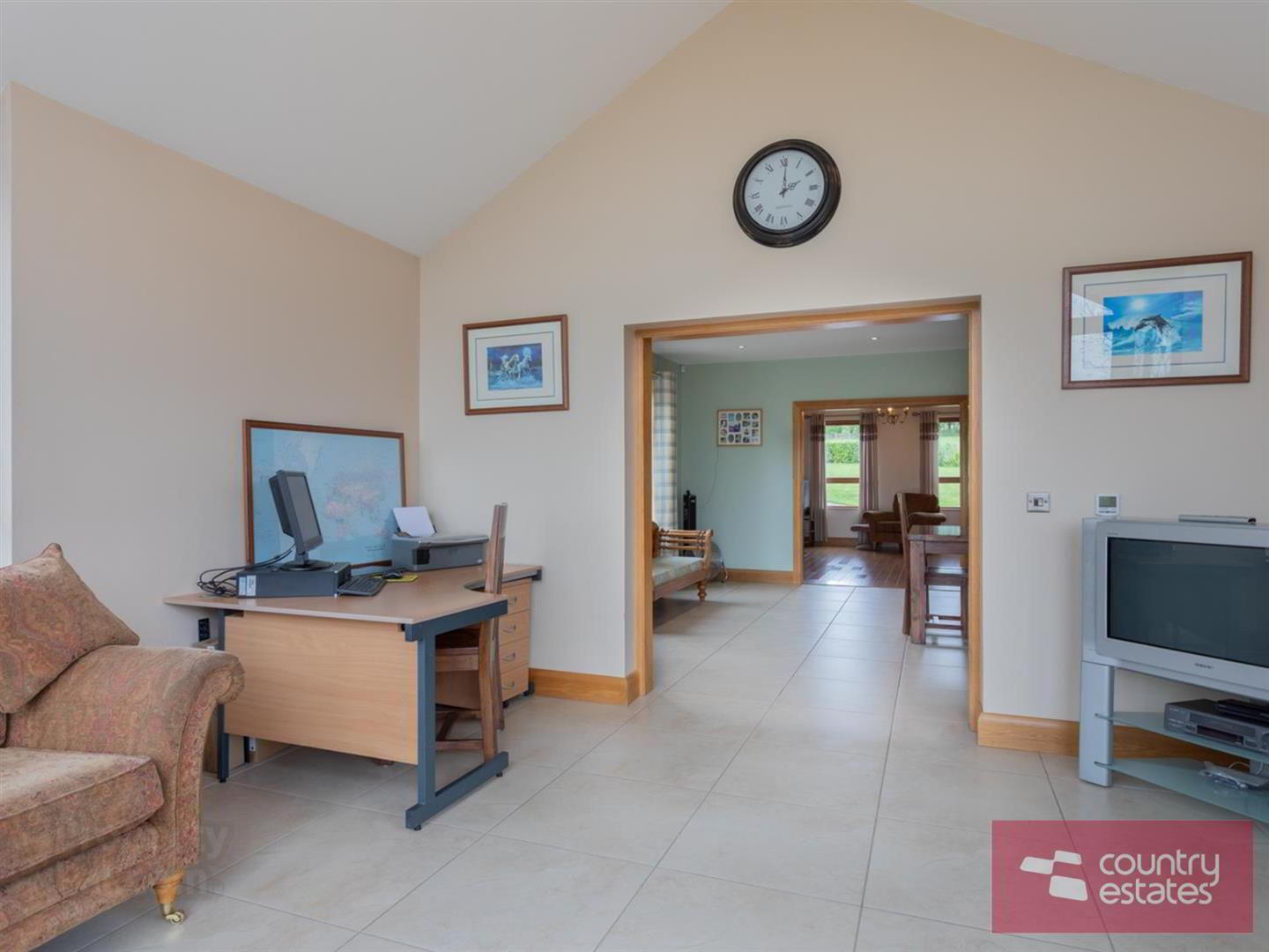 60b Tildarg Road 32 of 67