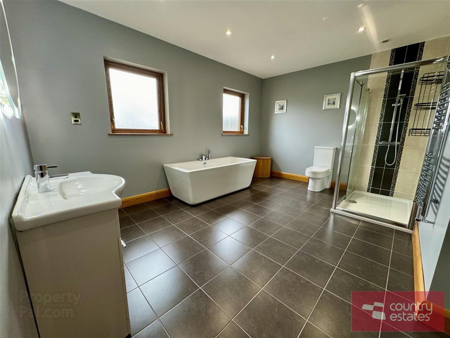 60b Tildarg Road 50 of 67