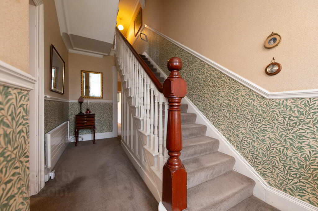 property description image