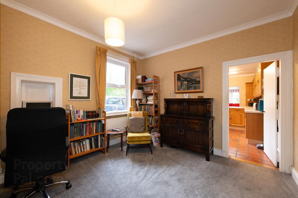 16 Downview Avenue 6 of 31
