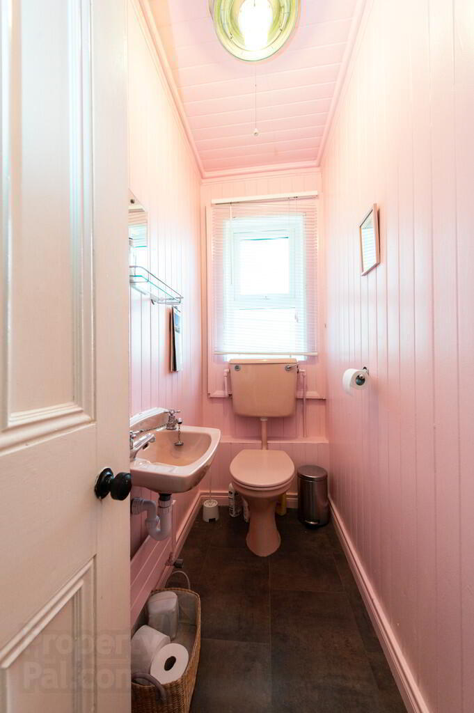 16 Downview Avenue 21 of 31