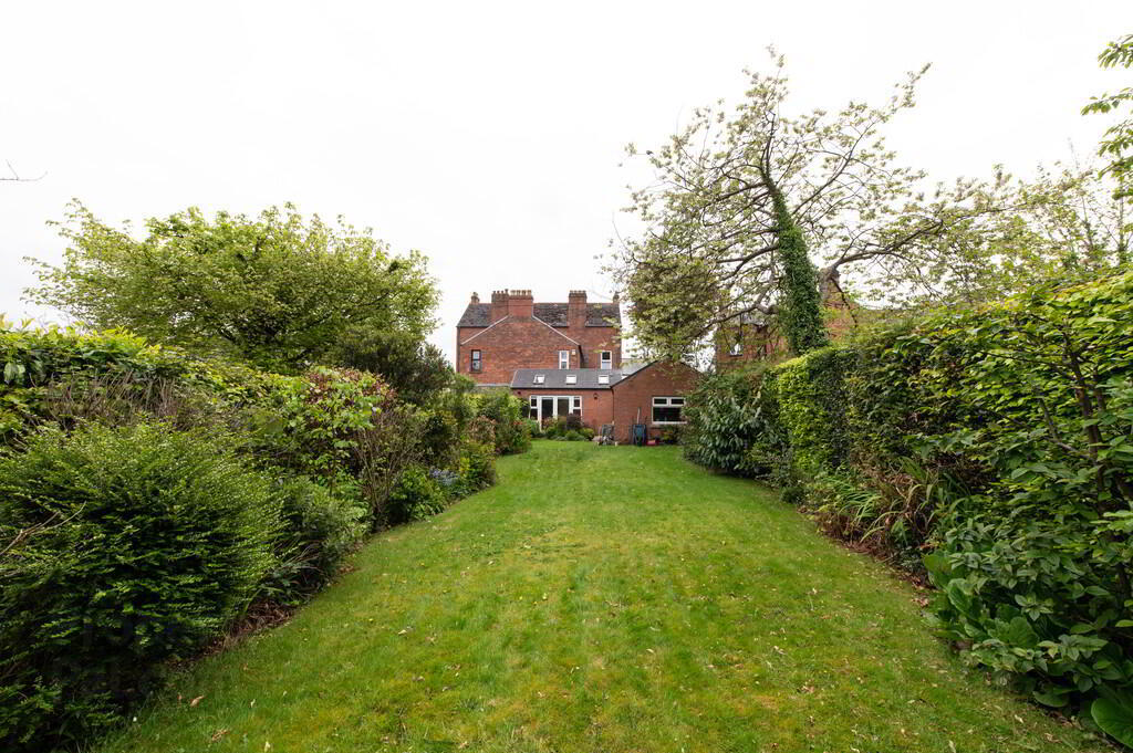 16 Downview Avenue 31 of 31