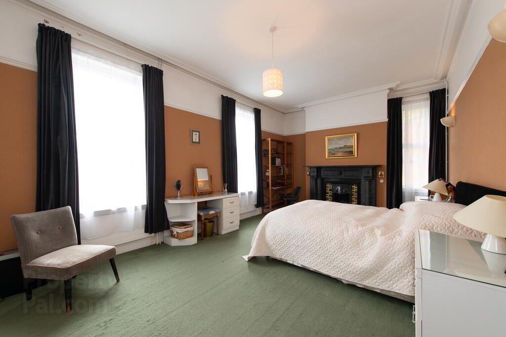 16 Downview Avenue 15 of 31