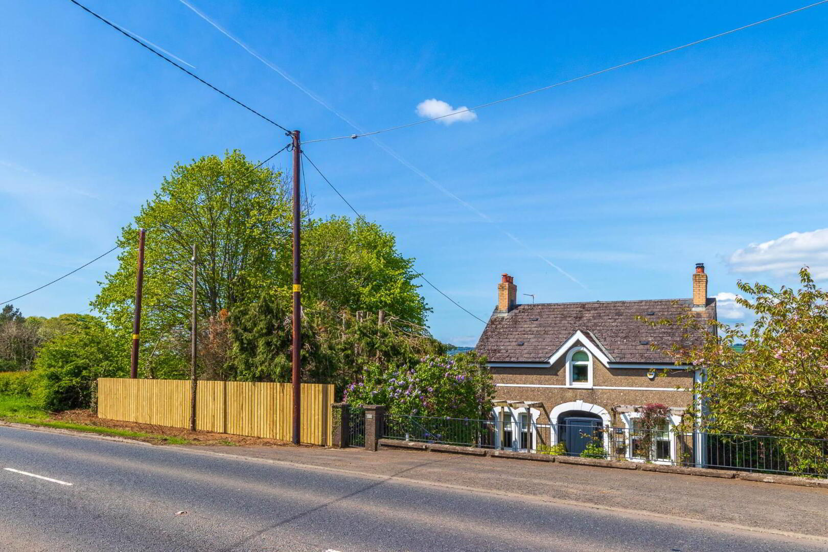 property description image