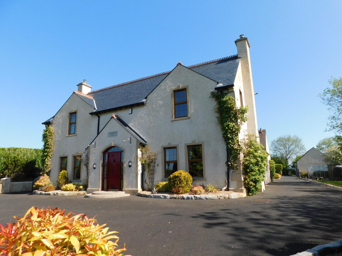 property description image