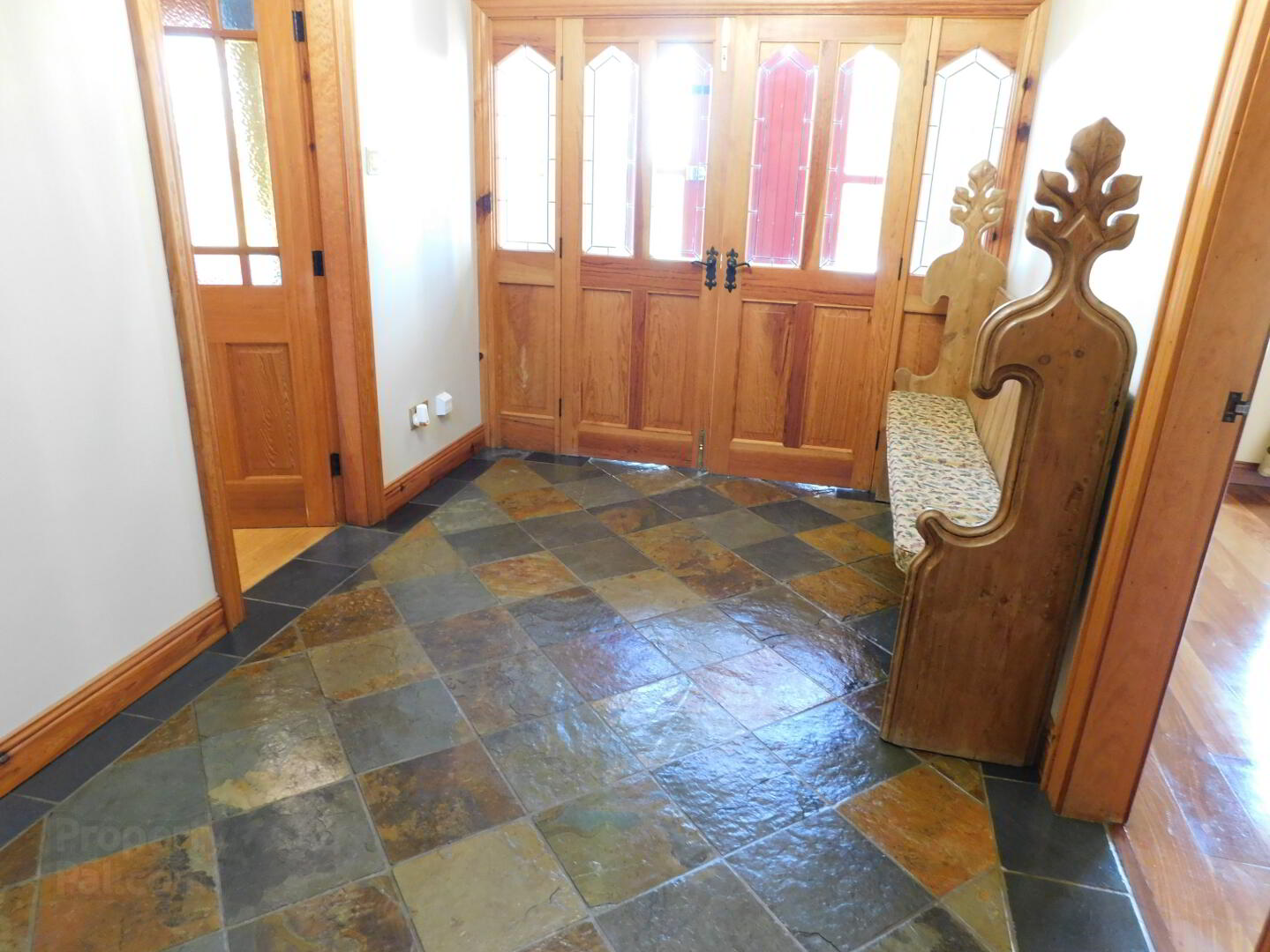 19 Mulmona Road 4 of 41
