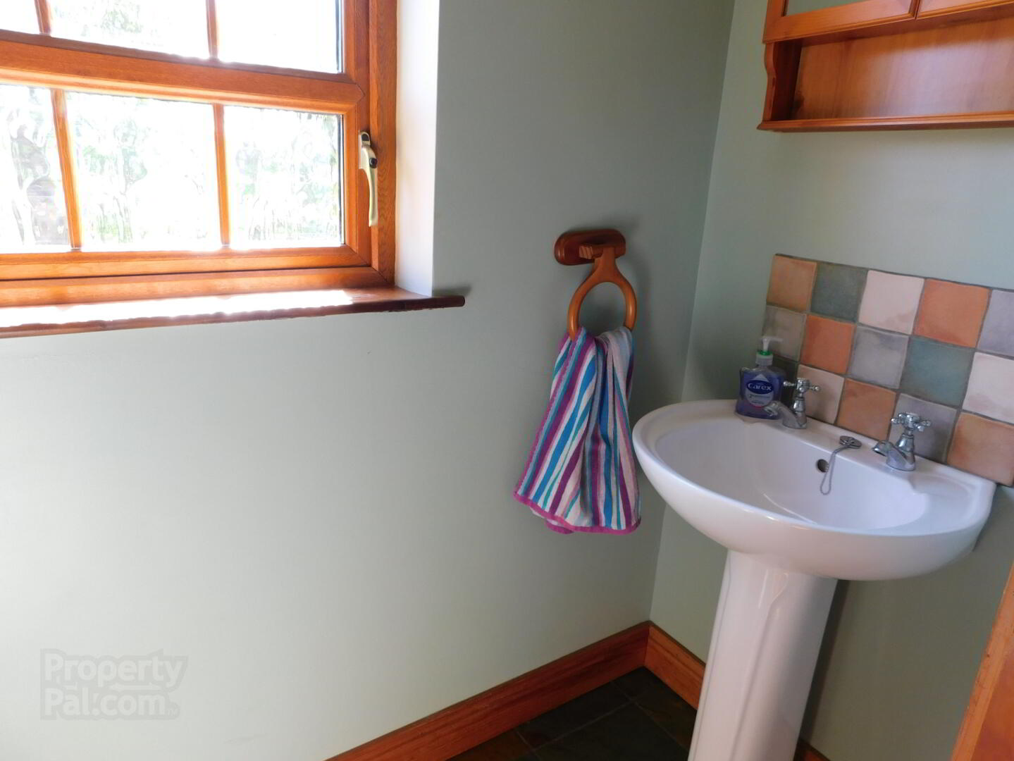 19 Mulmona Road 13 of 41