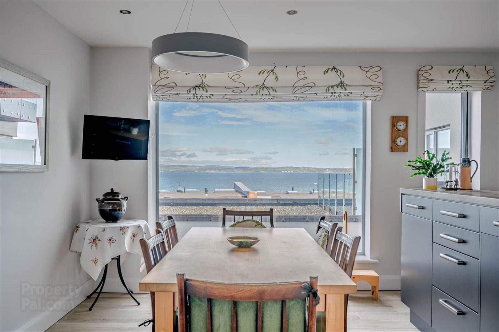 Apartment 1 Thalassa House 22 Downshire Lane 14 of 34