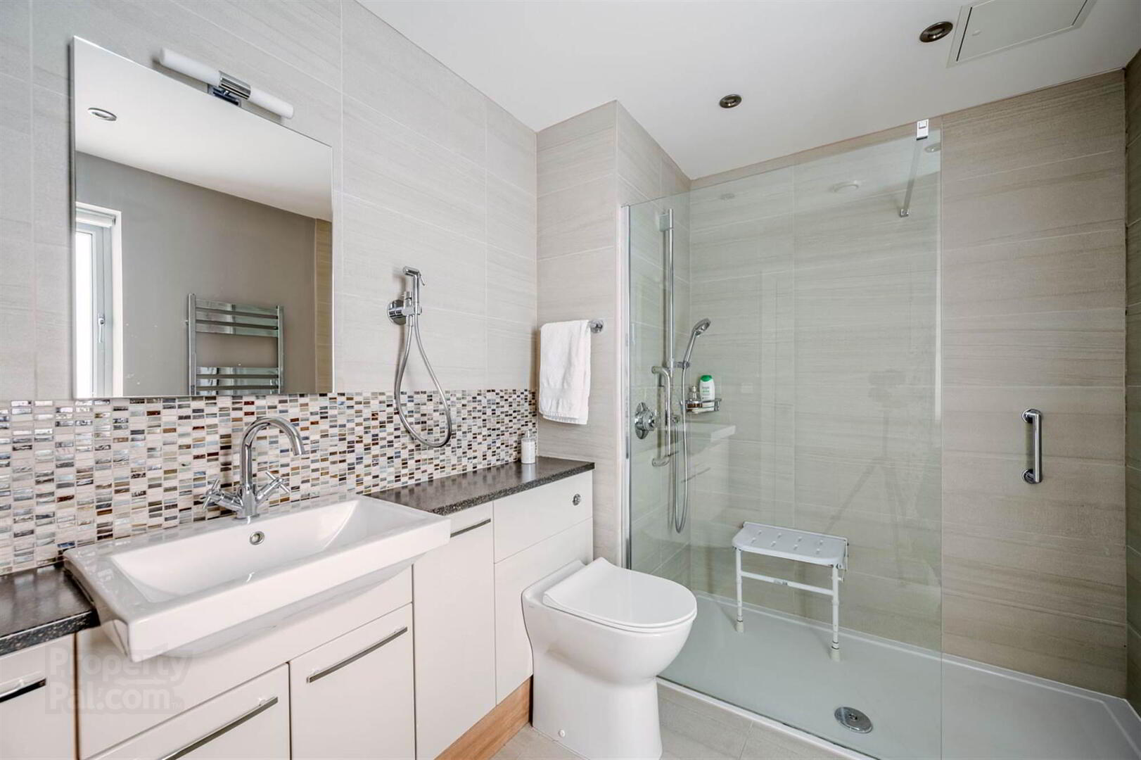 Apartment 1 Thalassa House 22 Downshire Lane 24 of 34
