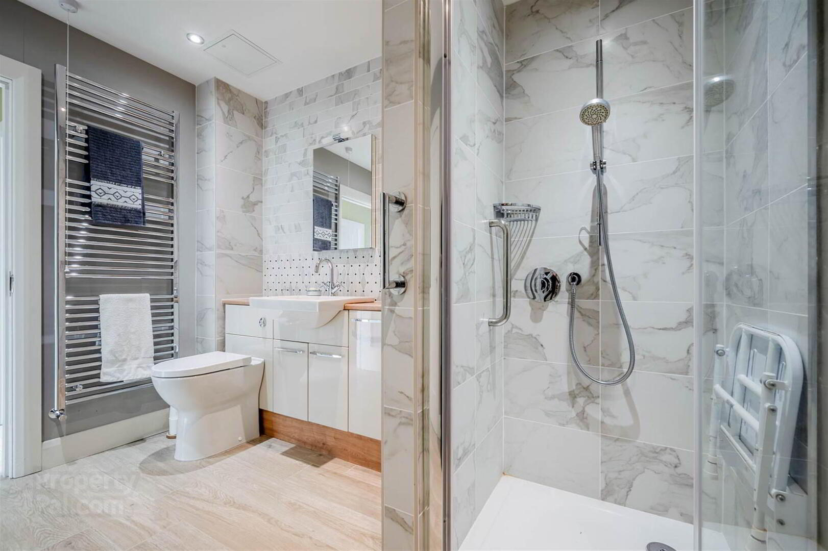 Apartment 1 Thalassa House 22 Downshire Lane 27 of 34