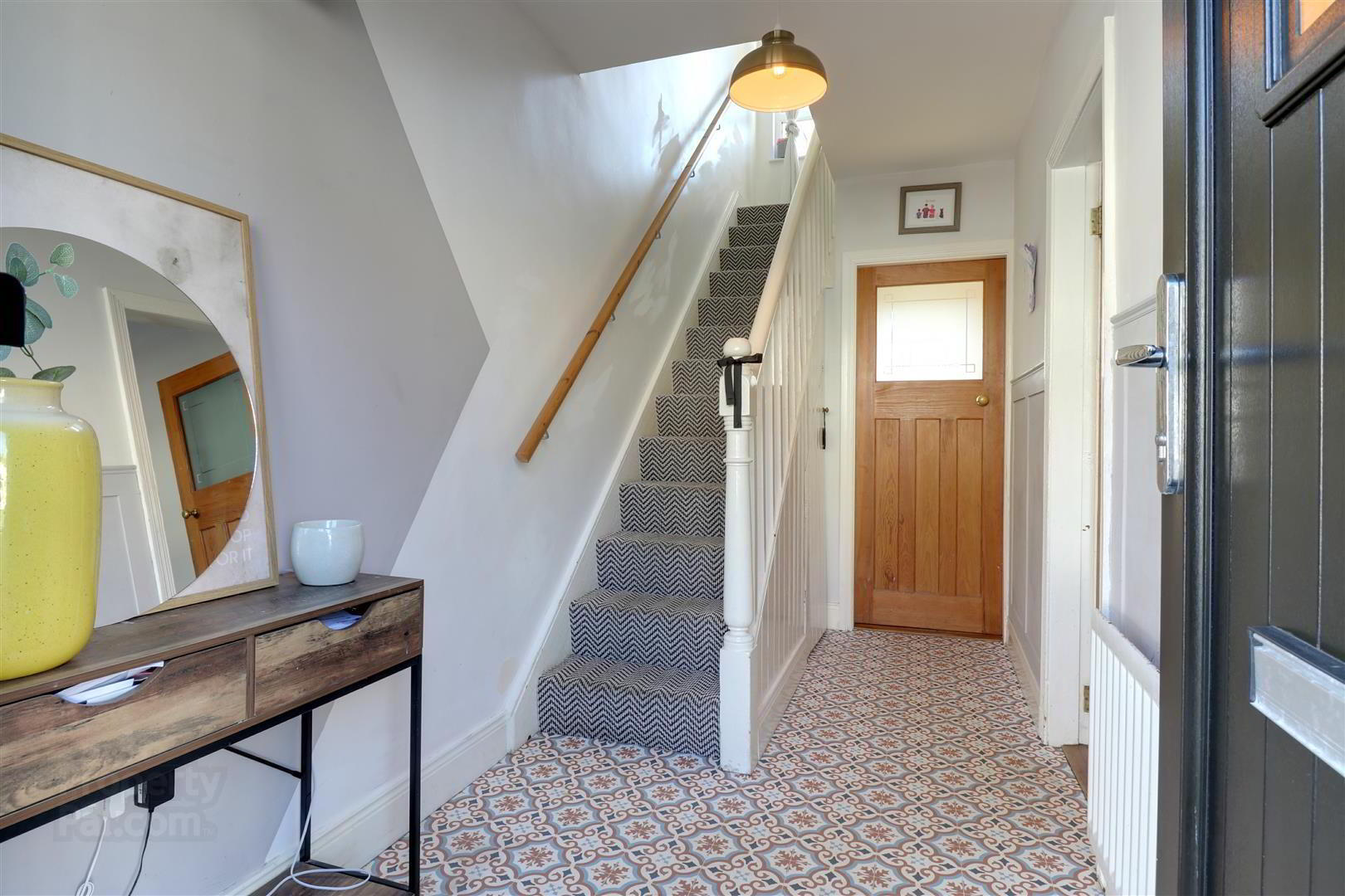 117 Main Street 2 of 17