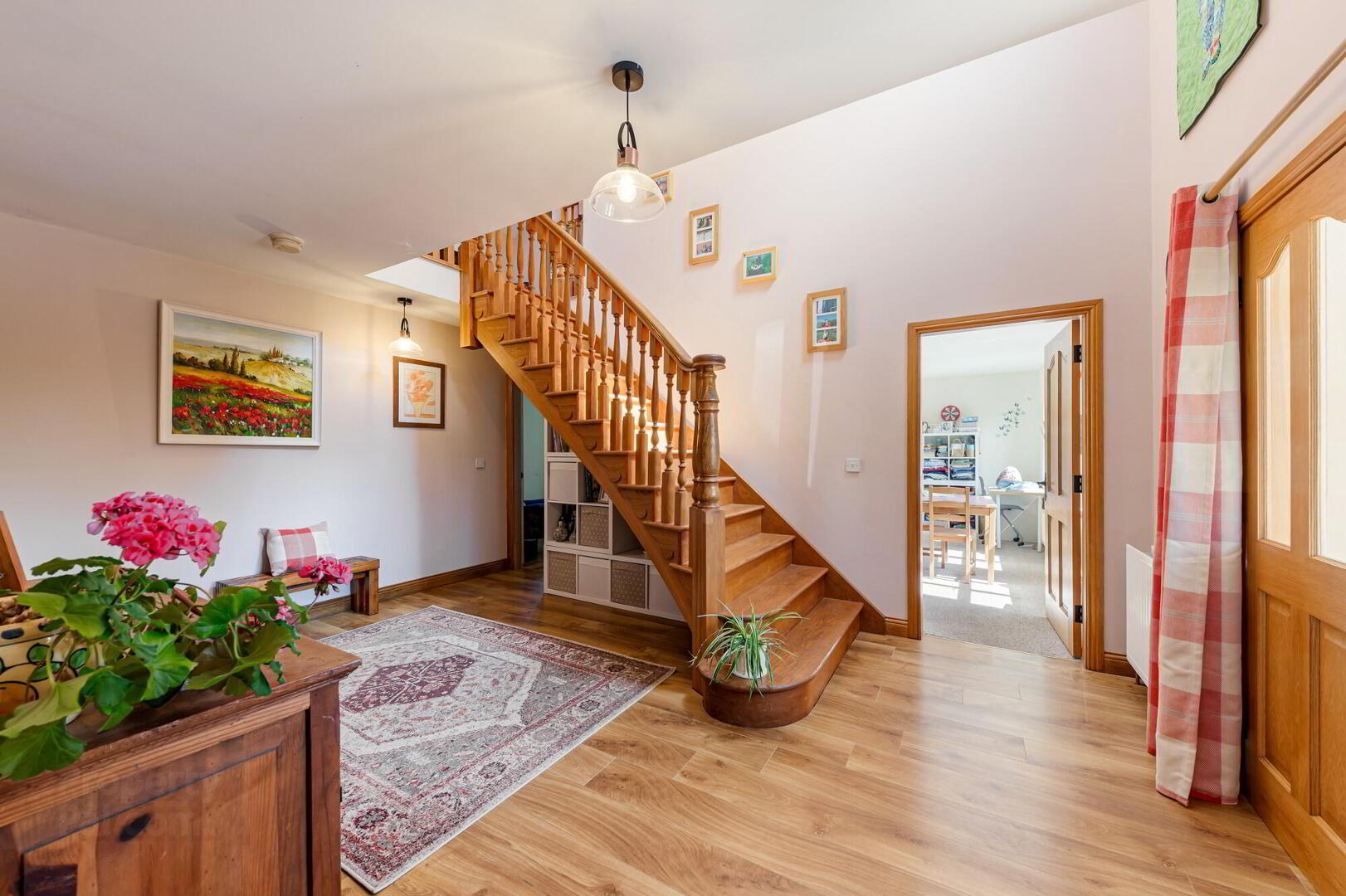 10 Upper Ballygelagh Road 4 of 36