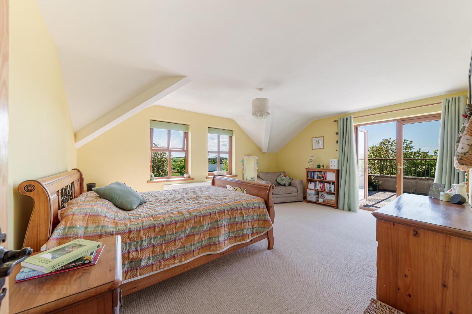 10 Upper Ballygelagh Road 23 of 36