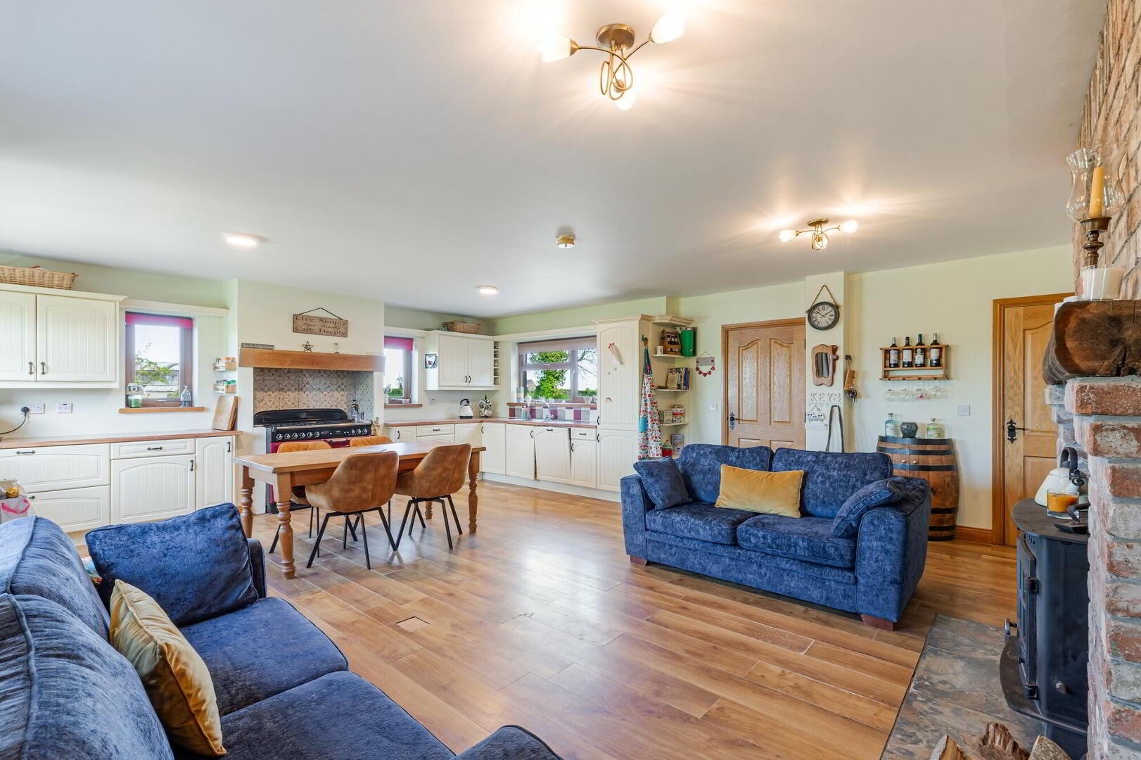 10 Upper Ballygelagh Road 15 of 36