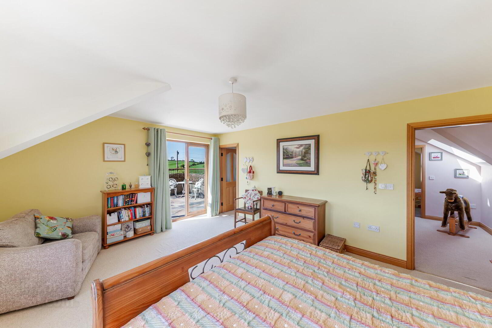 10 Upper Ballygelagh Road 24 of 36