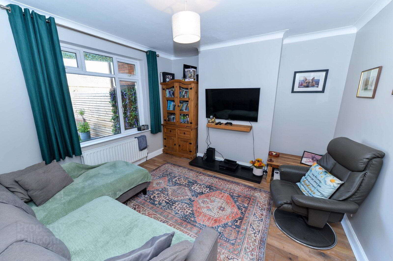 120 Holywood Road 4 of 16