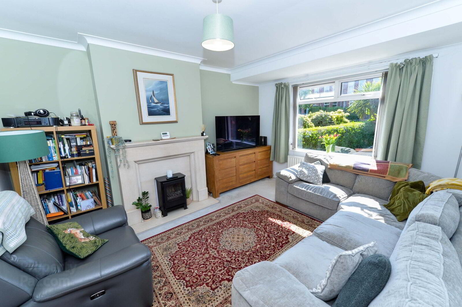 120 Holywood Road 3 of 16