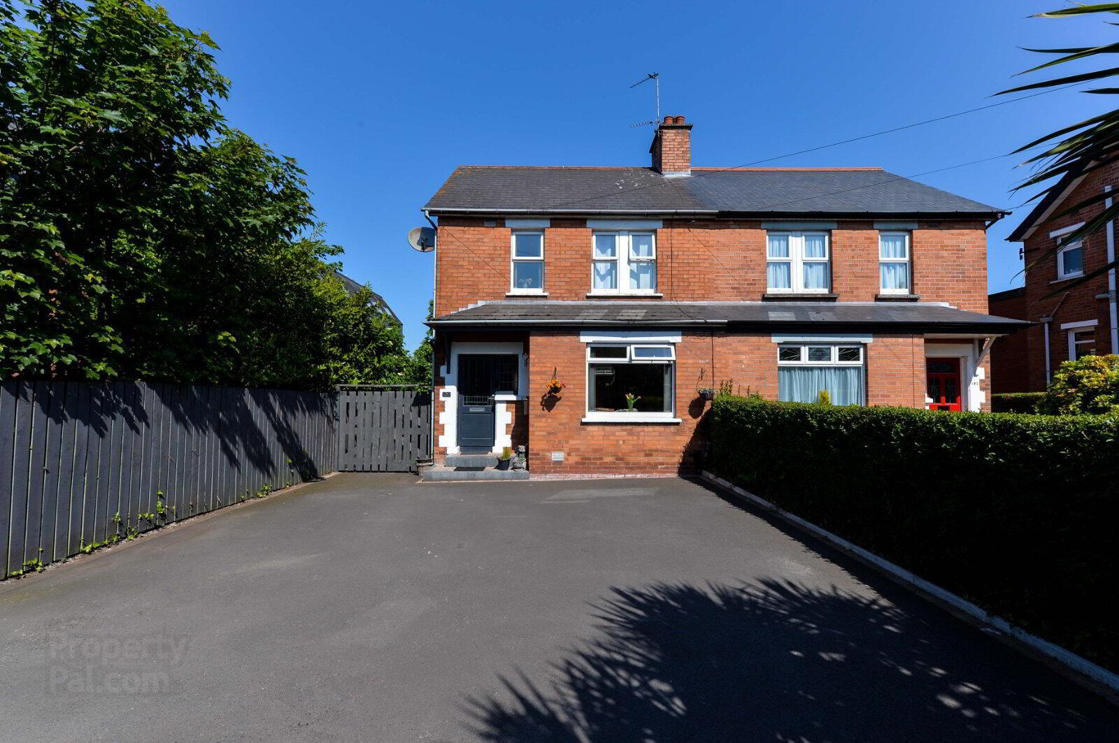 120 Holywood Road 1 of 16