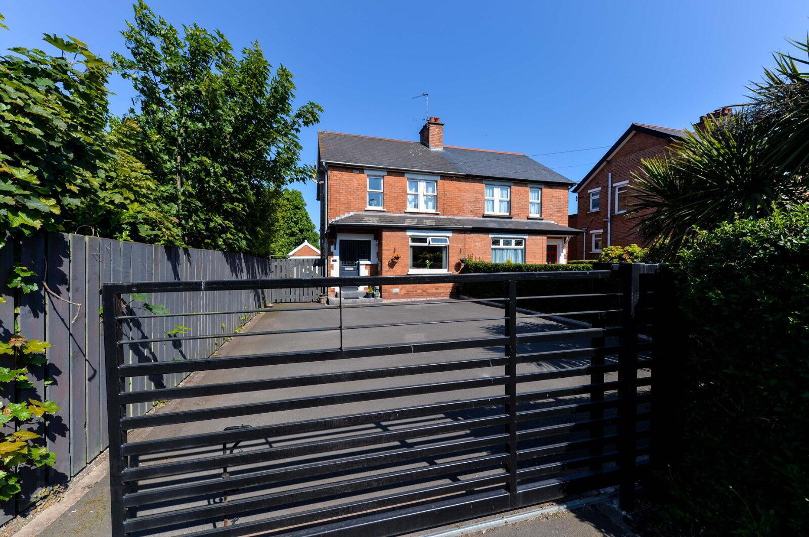 120 Holywood Road 16 of 16