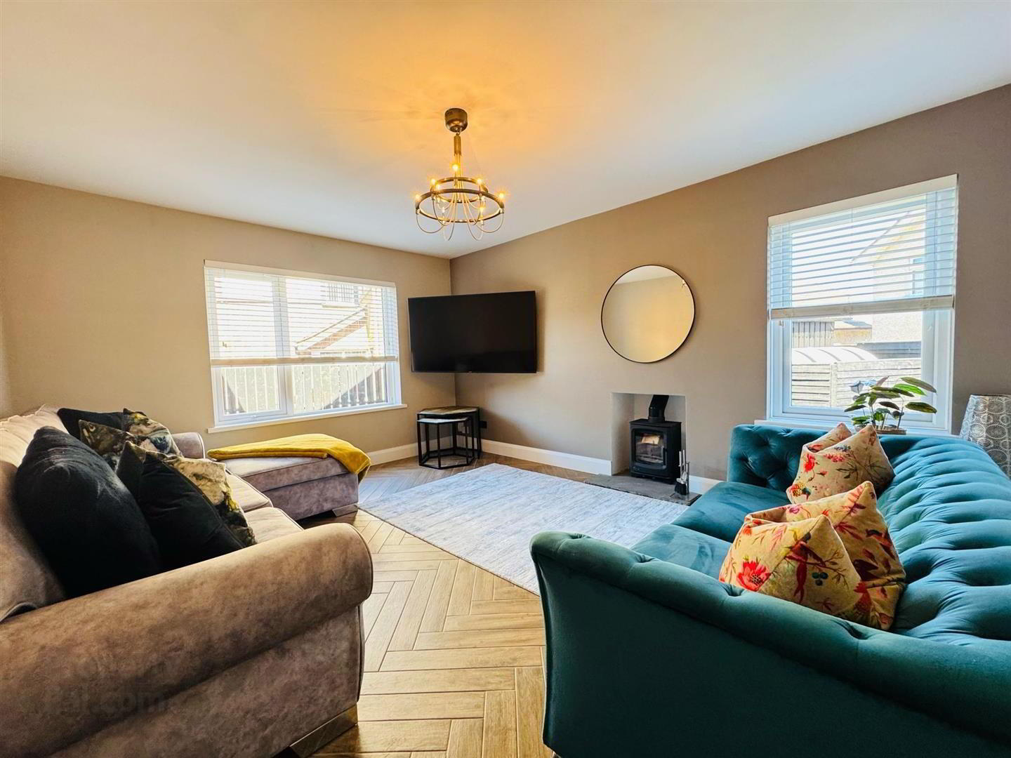 4 Sandyholme Way 5 of 25