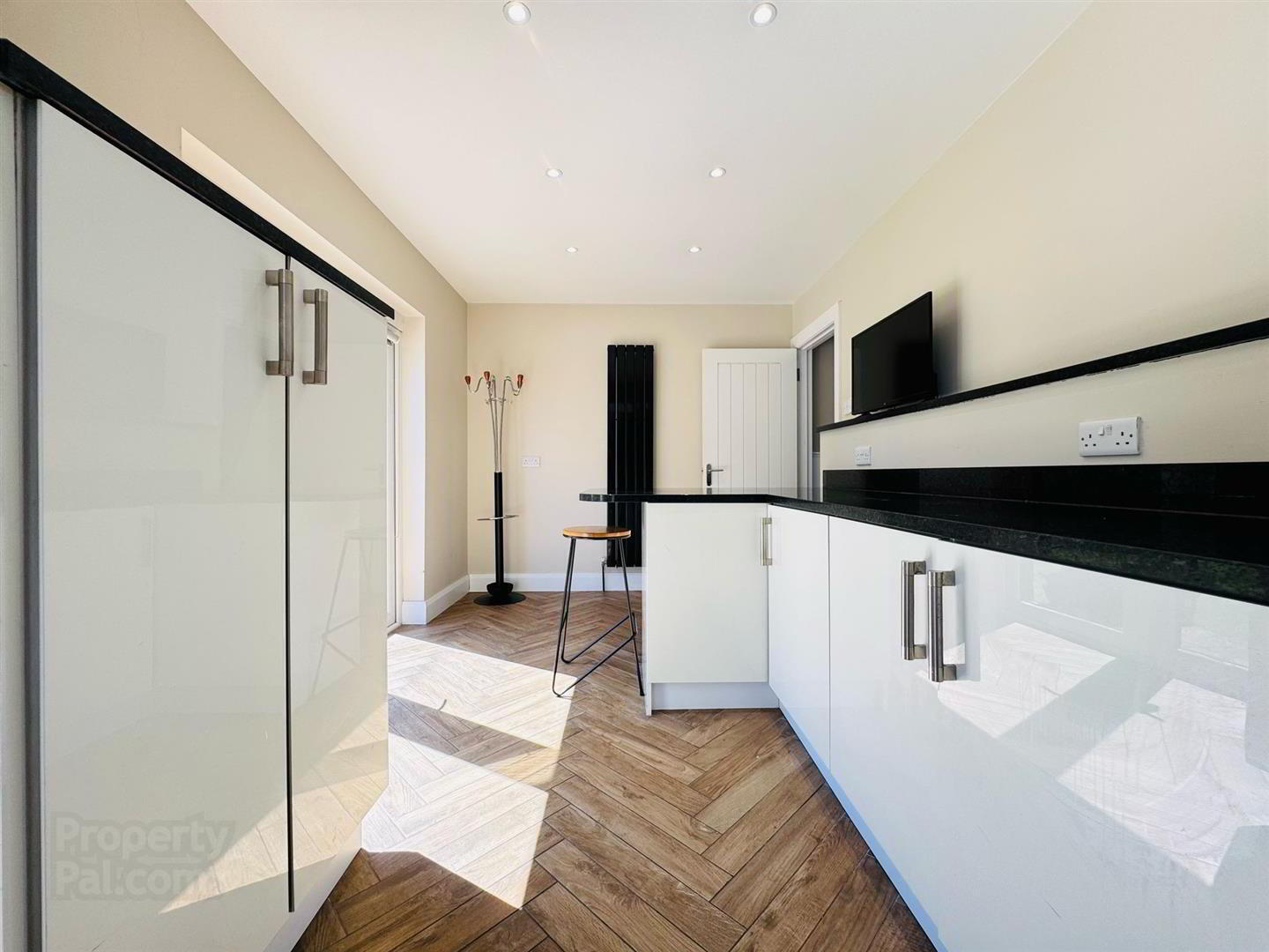 4 Sandyholme Way 11 of 25