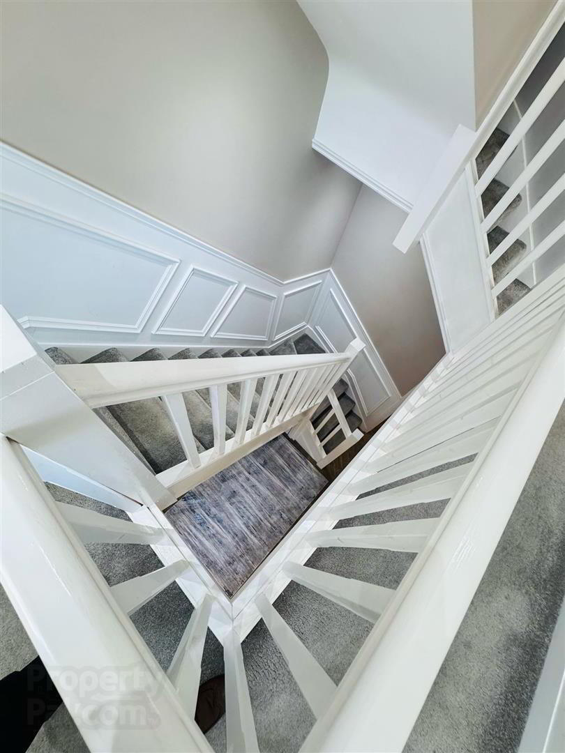 4 Sandyholme Way 12 of 25