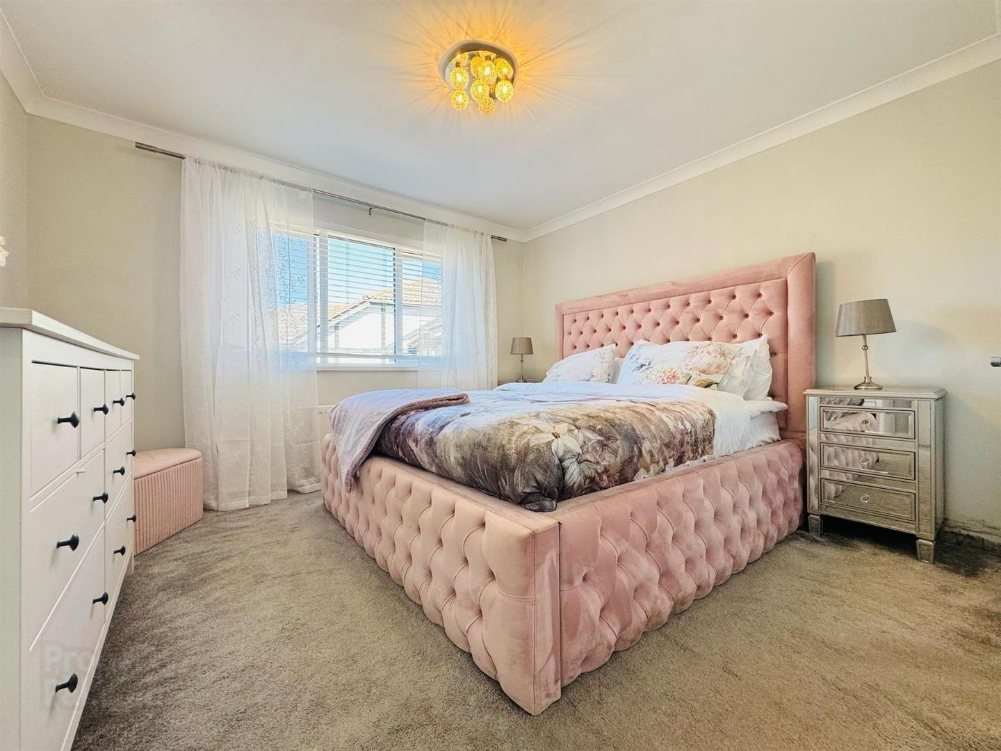 4 Sandyholme Way 13 of 25