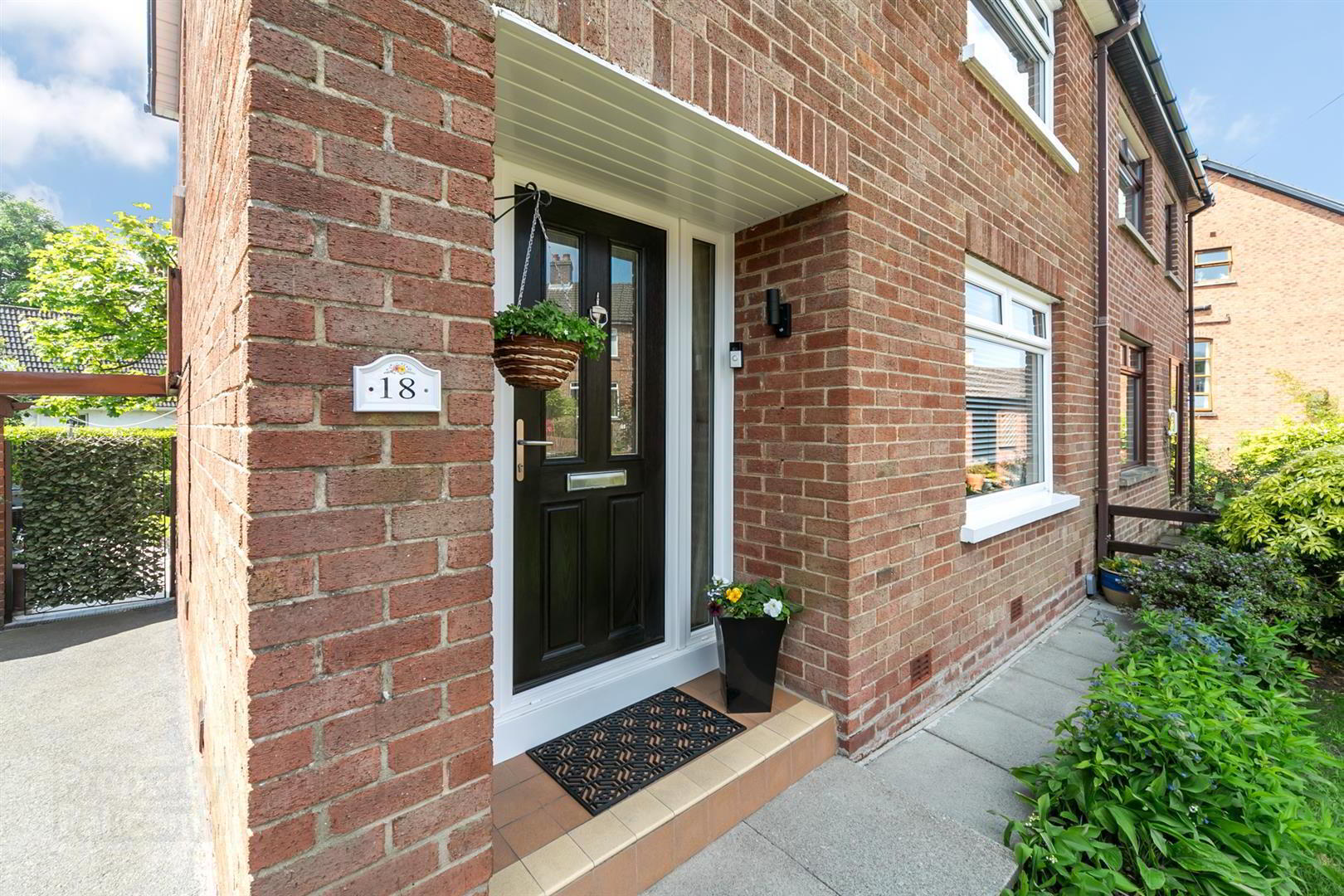 property description image