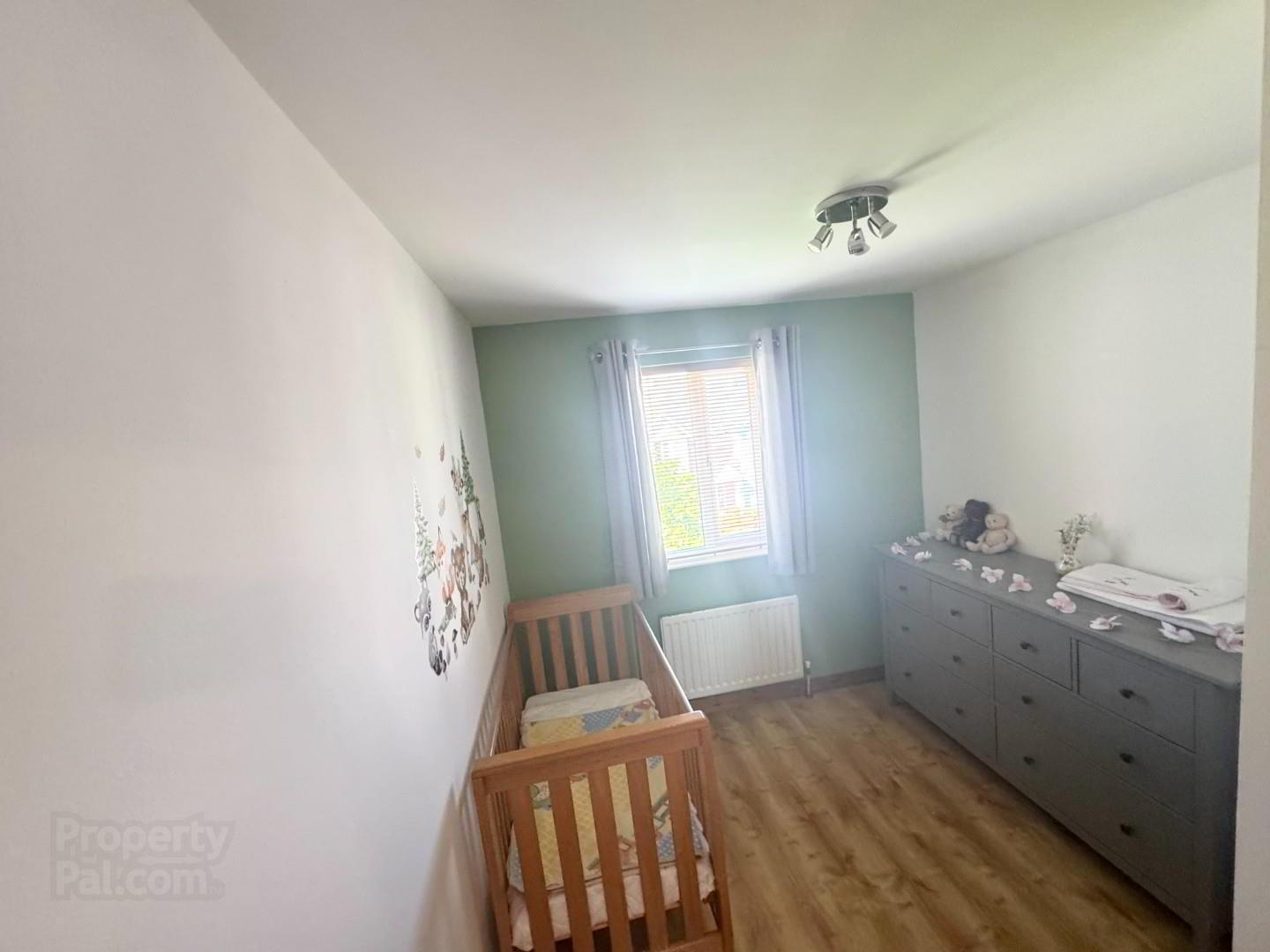 12 Brookview Glen 20 of 26