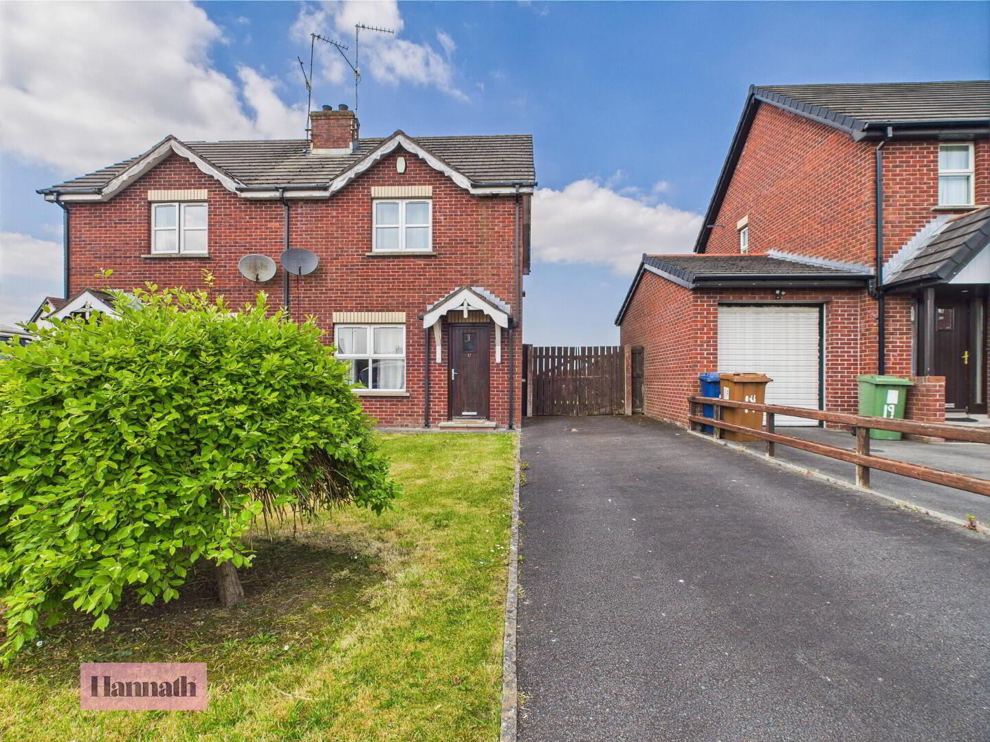 17 Twinem Court 2 of 24