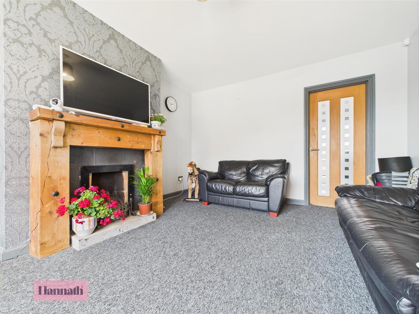 17 Twinem Court 6 of 24