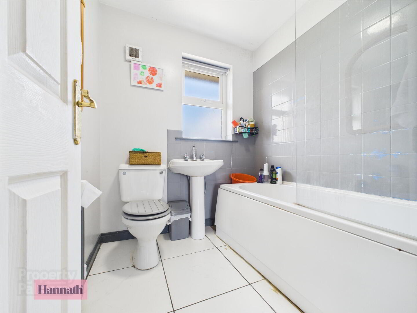 17 Twinem Court 18 of 24