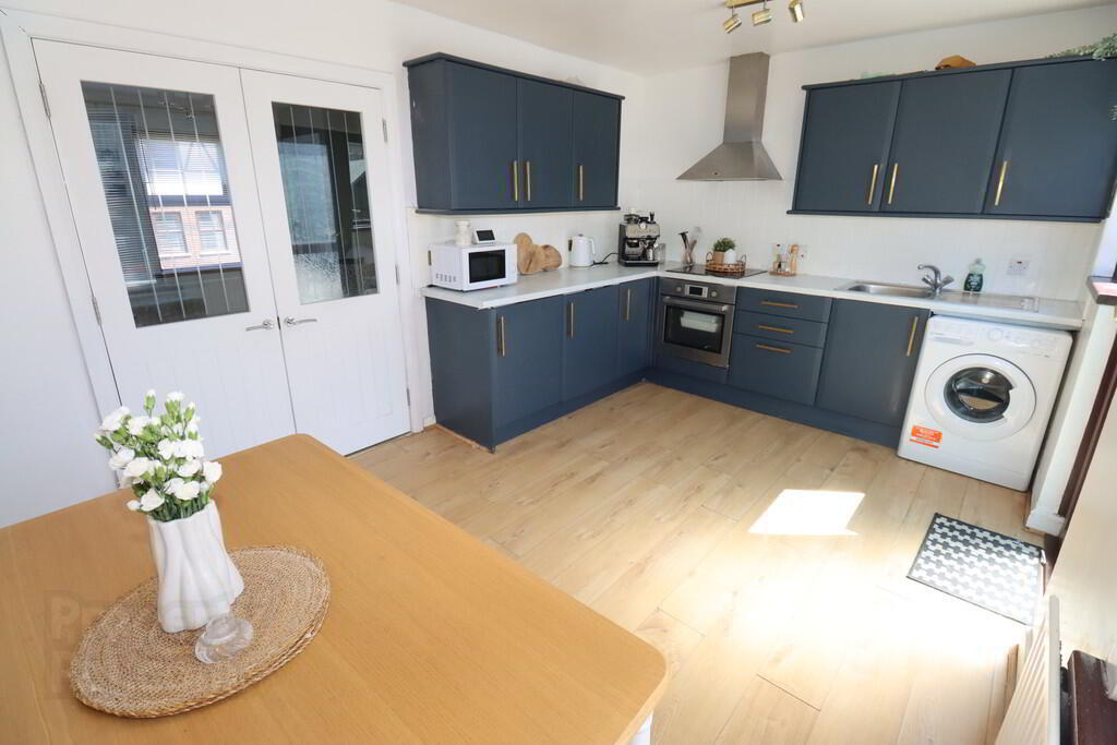 2 Rowan Court 6 of 16