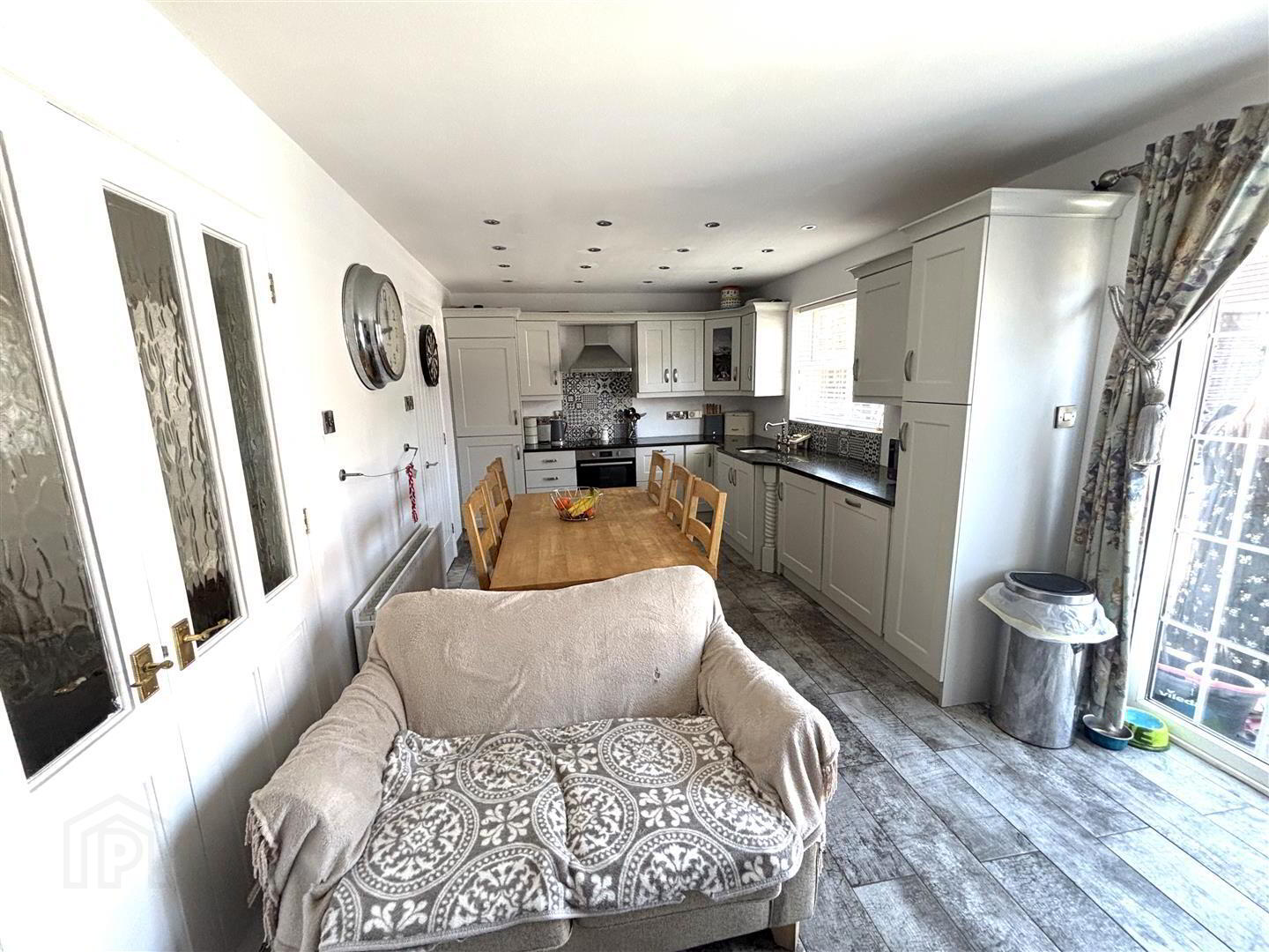 4 Riverside Cottages 3 of 9