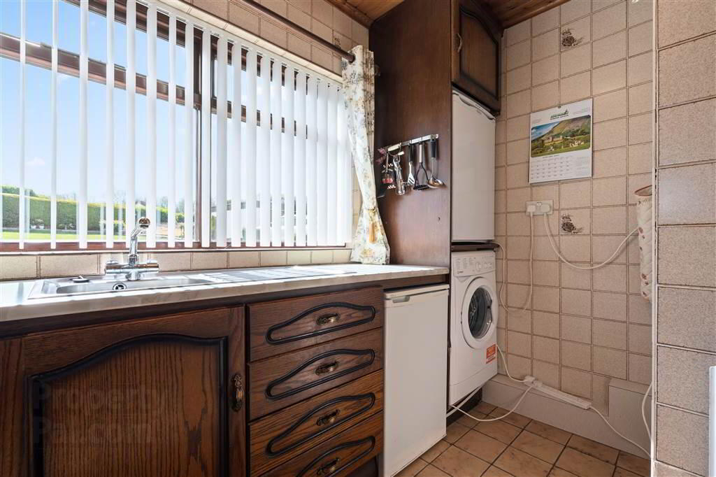 46 Knockan Road 12 of 34