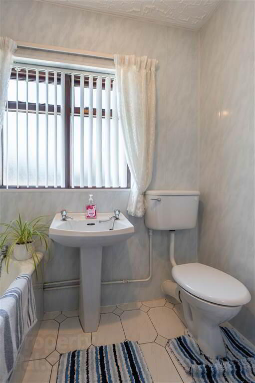 46 Knockan Road 24 of 34