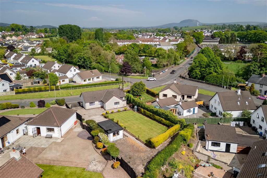 46 Knockan Road 32 of 34
