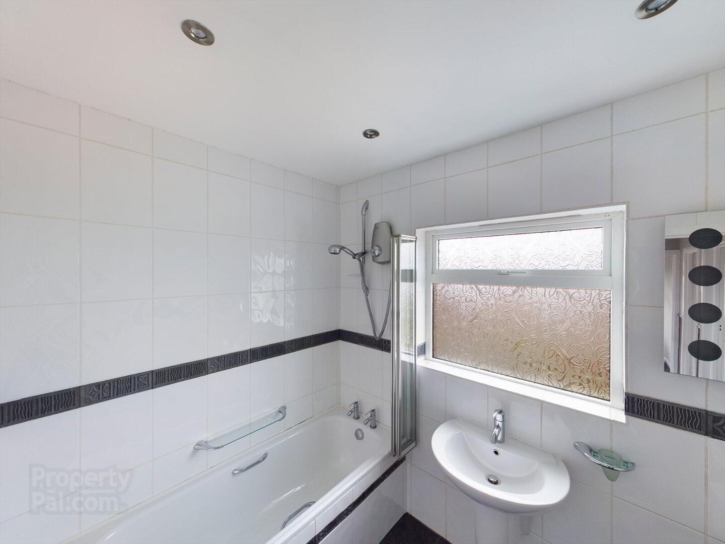 51 Roddens Crescent 10 of 11