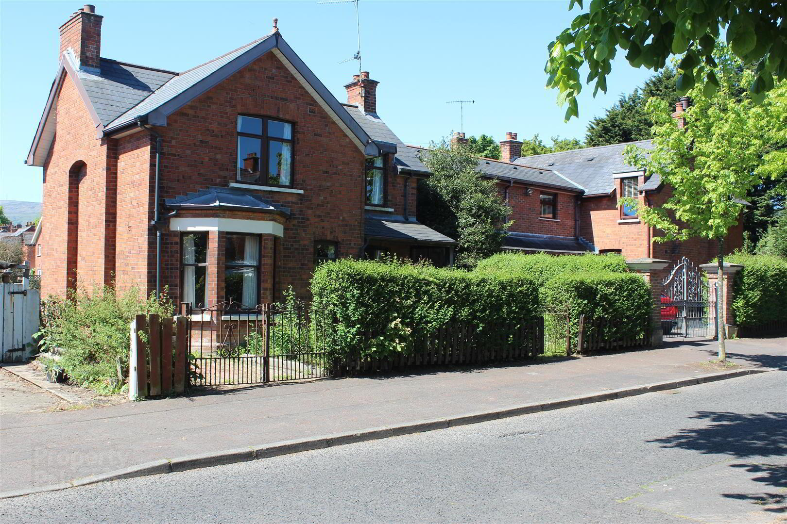 48 Knutsford Drive 42 of 42