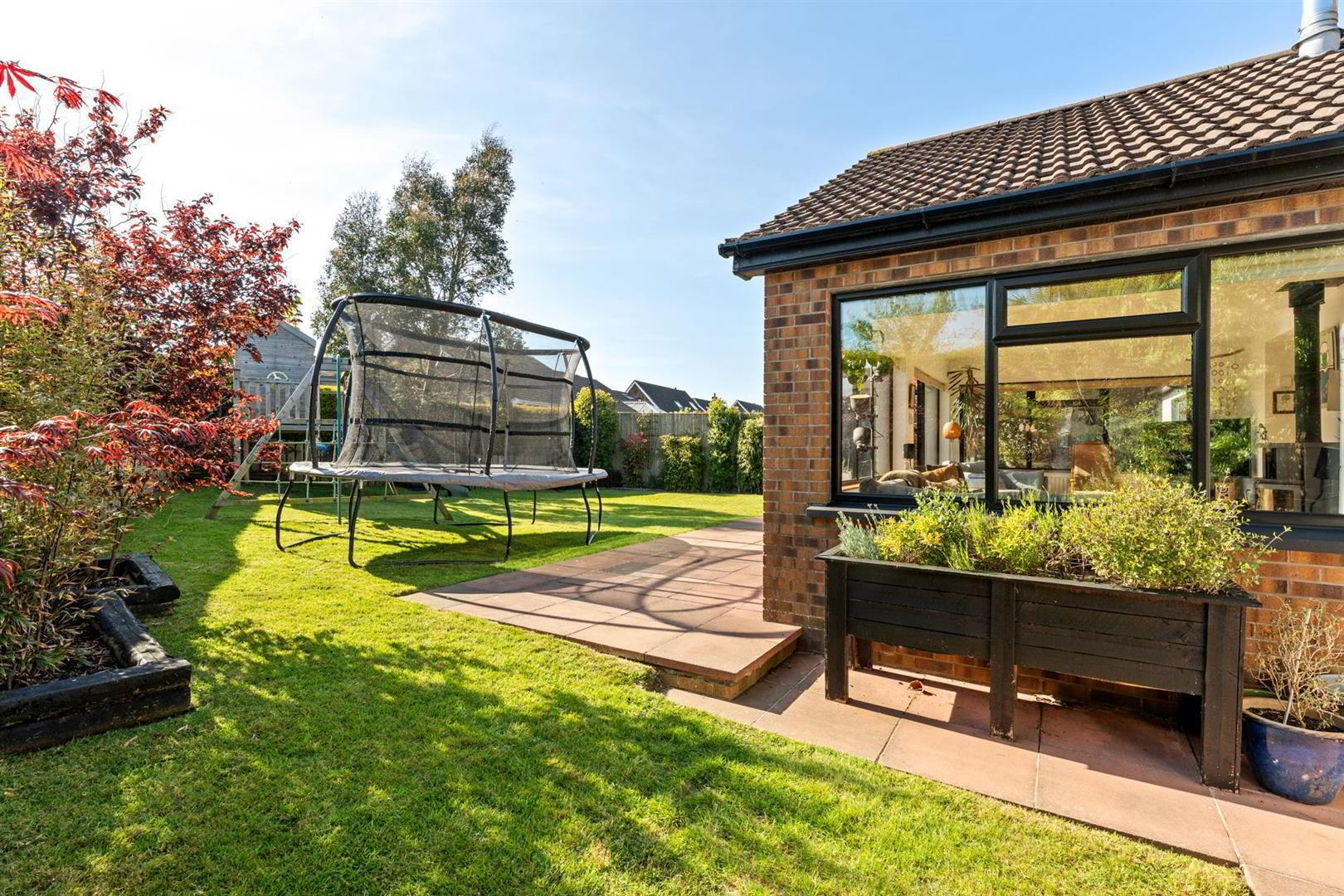 1 Hawe Park 34 of 37