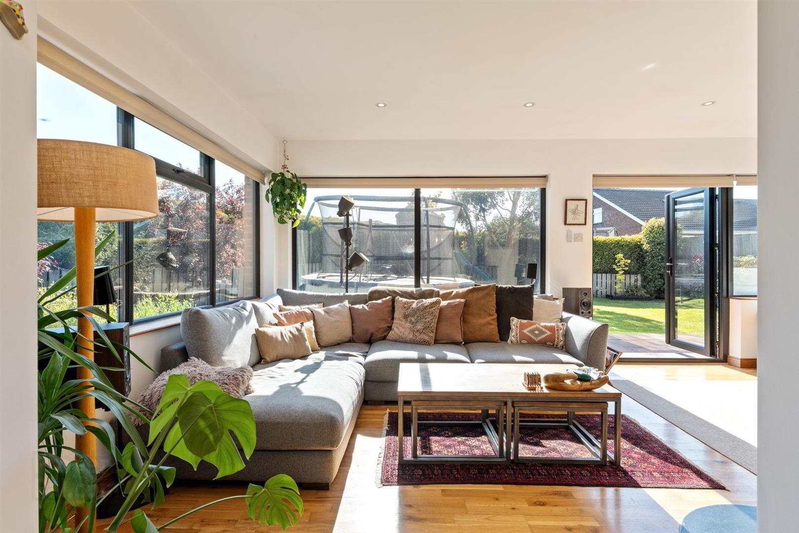 1 Hawe Park 9 of 37