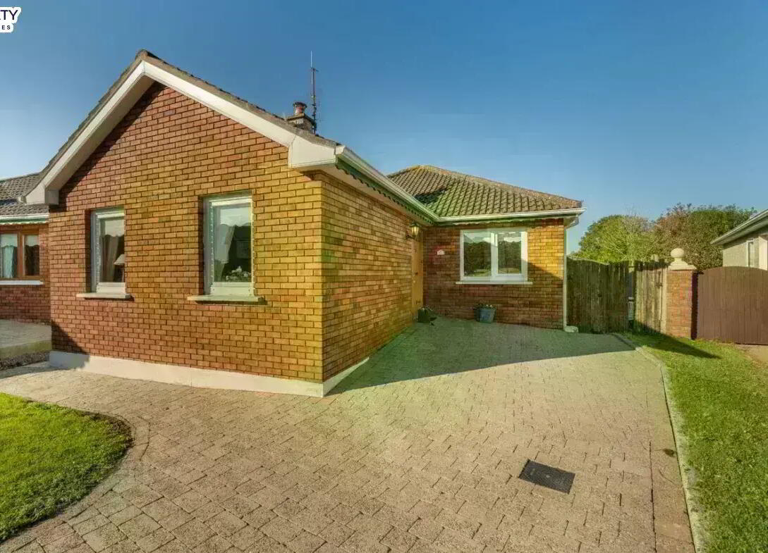 34 Rose Lawn 1 of 20