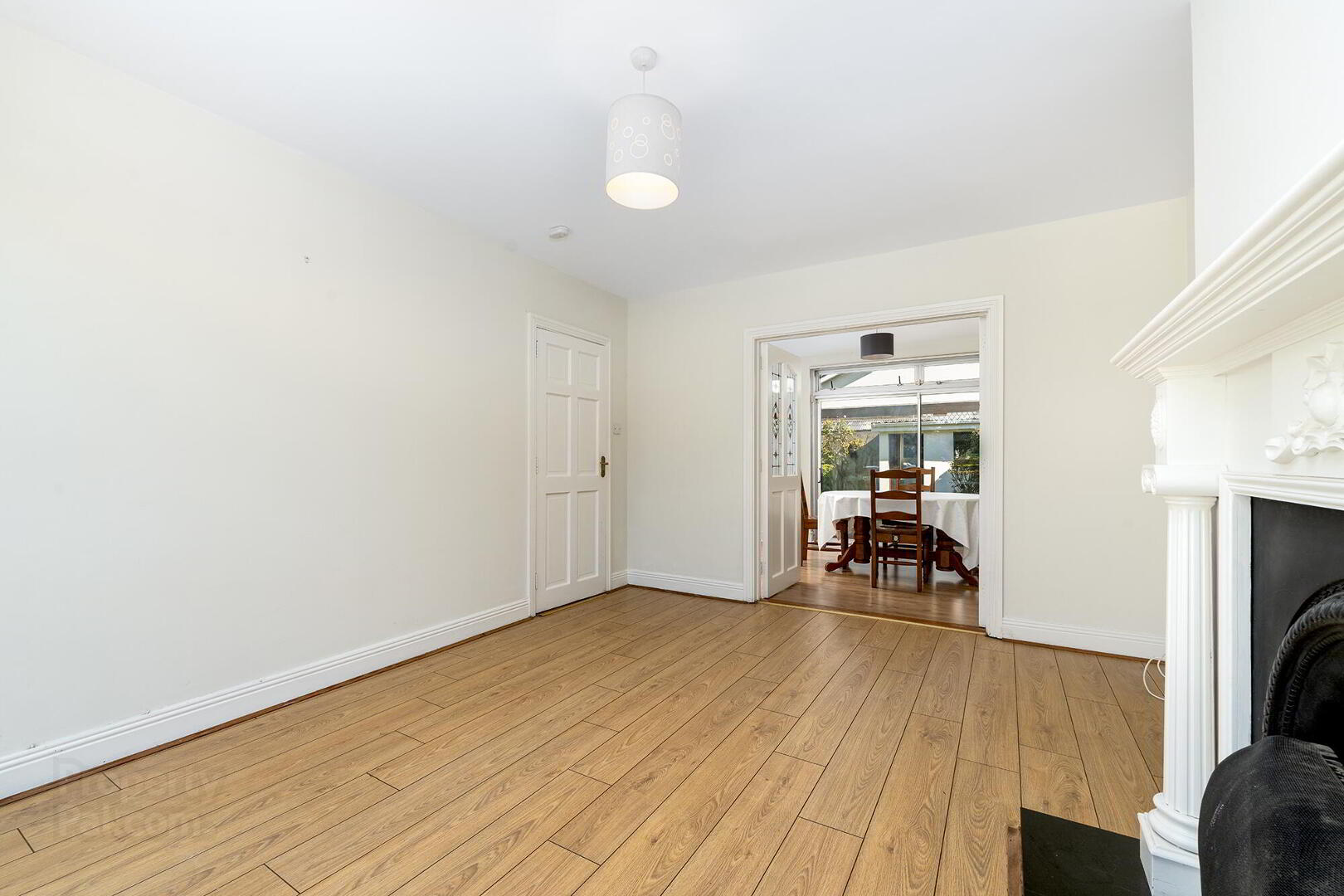 132 Lakelands 6 of 34