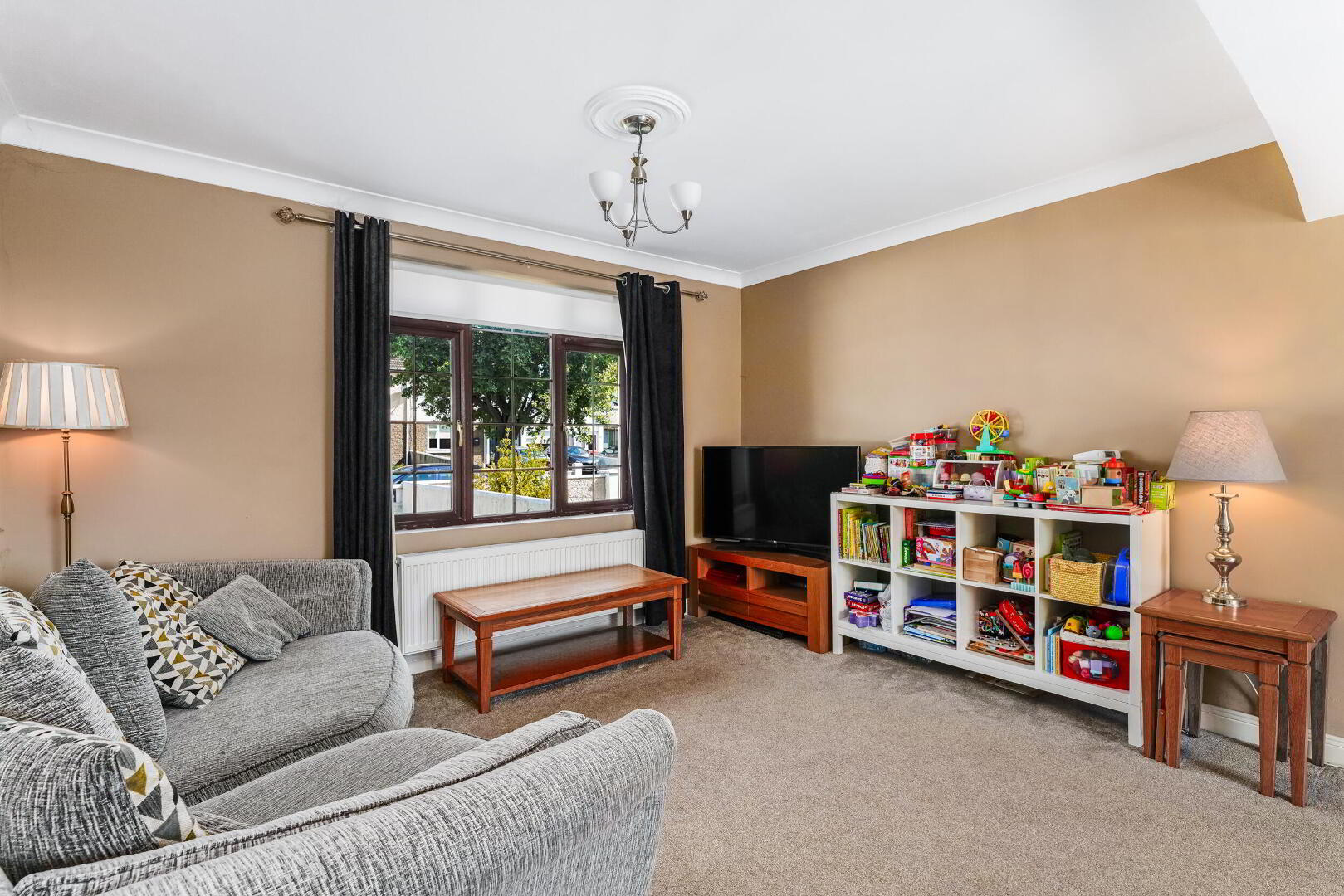 6 Grove Park Drive 4 of 27