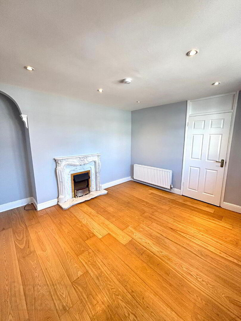 Cappagh Avenue 3 of 18